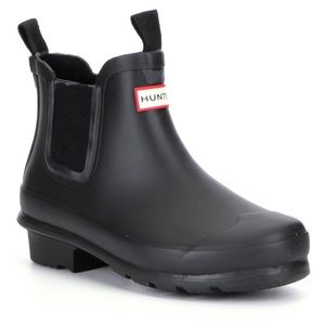 Hunter Shoes - Navy Hunter toddler Chelsea boots... the cutest! Hunter Shoes - Navy Hunter toddler Chelsea boots... the cutest!